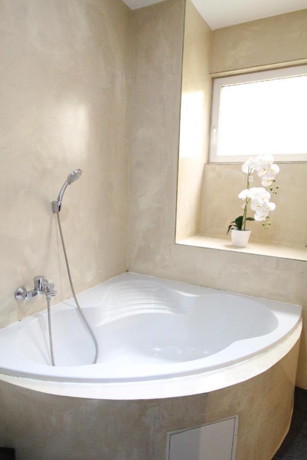 Private Double Bedroom Rf2 Vienna Exterior photo